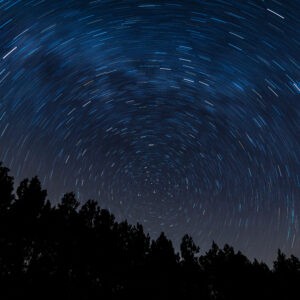 gwiazdy nocą - Jak fotografować niebo nocą